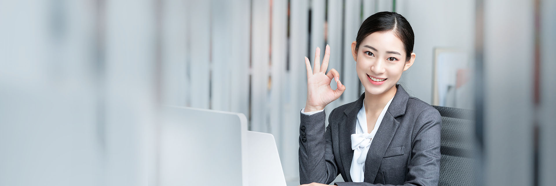 分(fēn)站：懂網站的(de)重(zhong)要-02